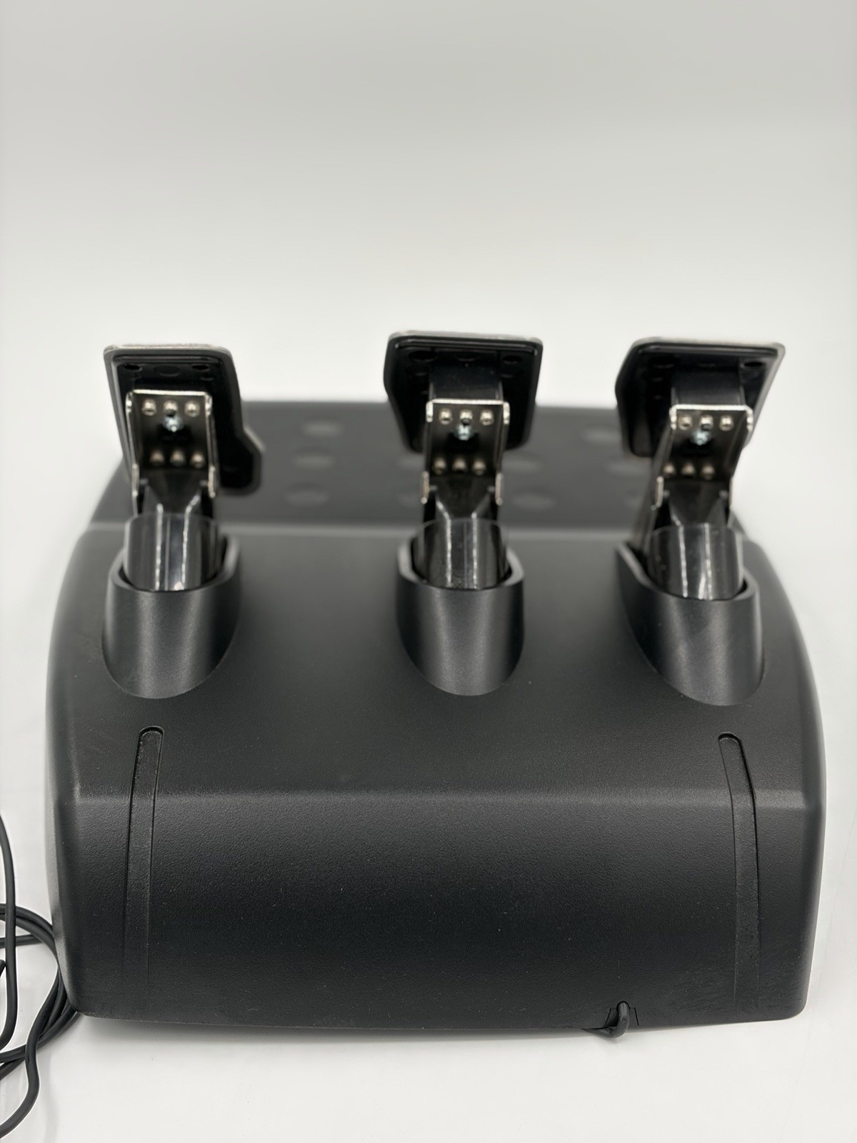 Logitech G923 Racing Wheel and Pedals for Xbox Series X|S, Xbox One and PC