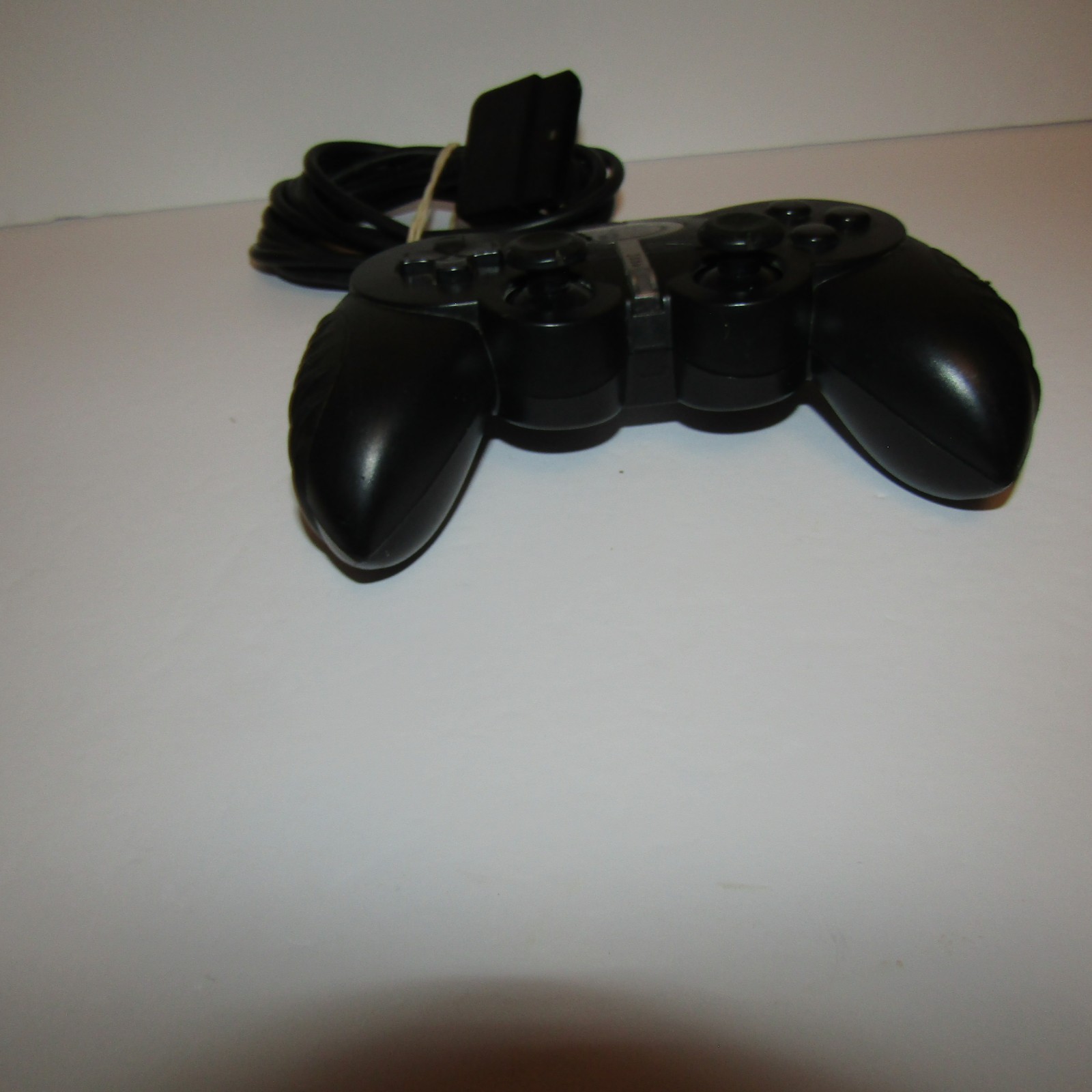 Mad Catz Black Wired Controller Pad Pro for PlayStation 2 PS2 Tested MPN 8226