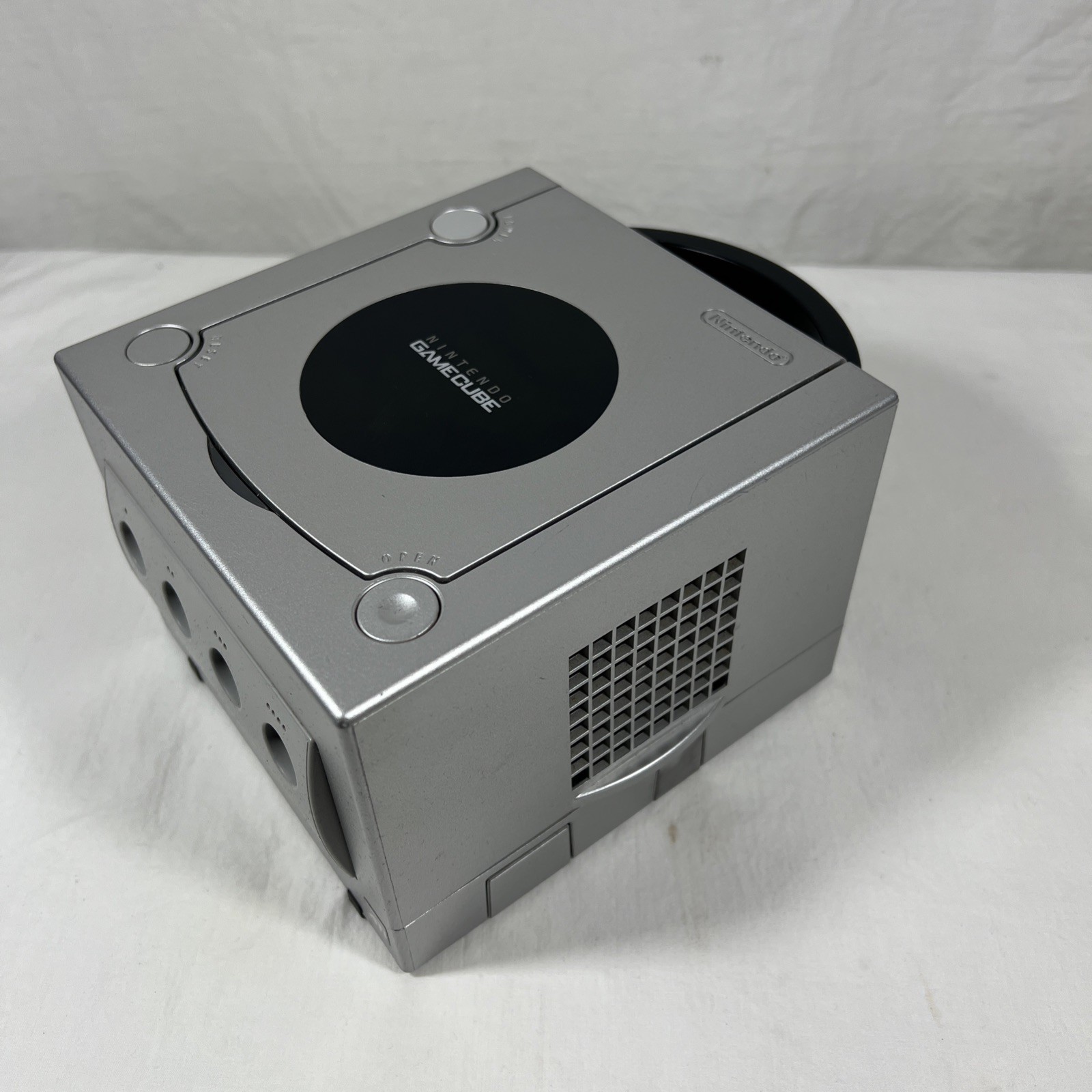 Nintendo GameCube Console Platinum Silver (DOL-101) W/ 1 Controller TESTED