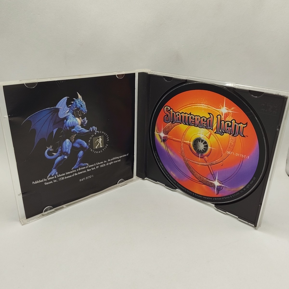Shattered Light (PC Game, 1999) Computer Game Fantasy Role Playing Adventure