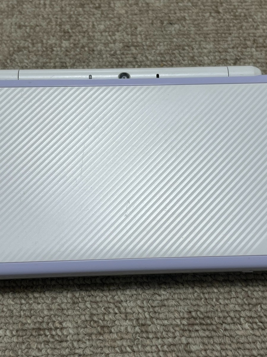 New Nintendo 2DS XL LL White lavenderr Console region Japanese B30