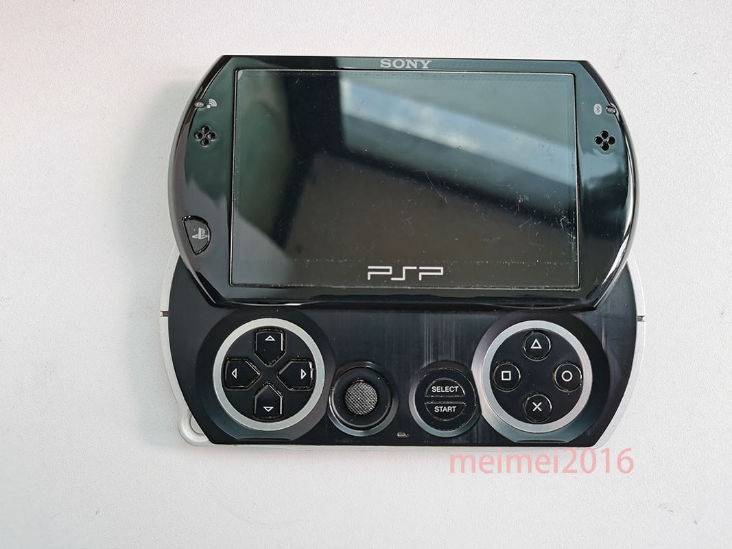 Sony PSP GO PlayStation Portable Go Console With Cable Full Working