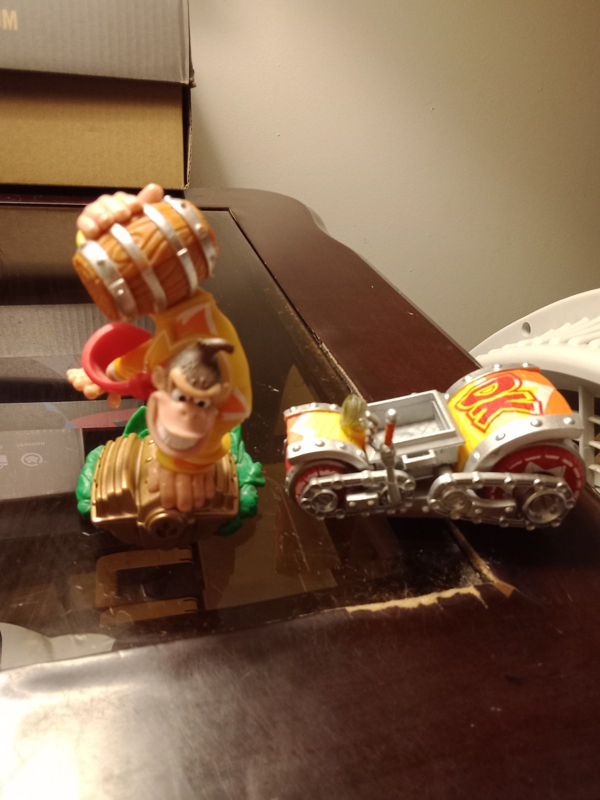 Nintendo Amiibo Donkey Kong DK Barrel Blaster W/ Car Skylanders Superchargers