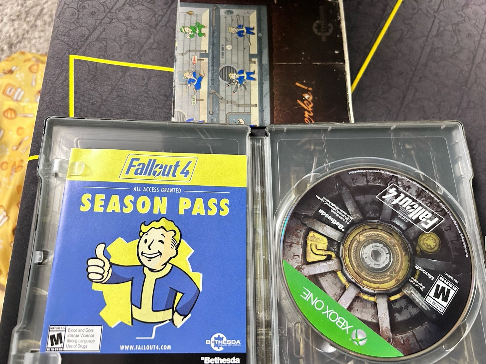 Fallout 4 – Microsoft Xbox One Collector’s Steelbook Edition W Map – Authentic