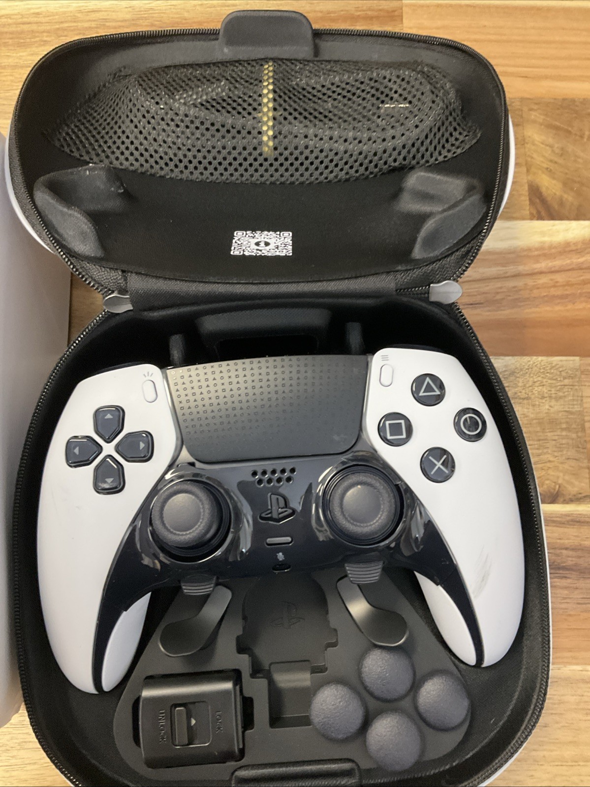 Sony PlayStation 5 DualSense Edge Wireless Controller – White – Read