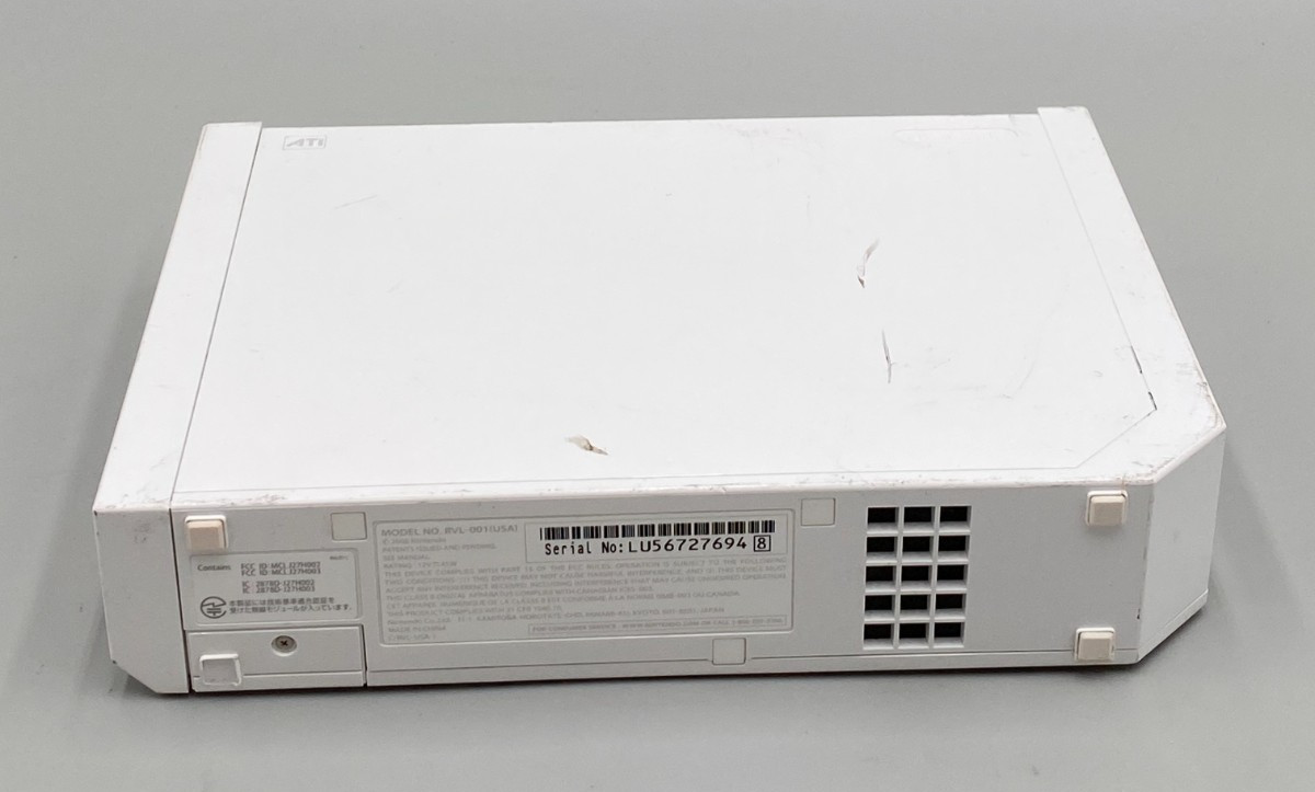 Nintendo Wii RVL-001 Home Console White + 2 Controllers/White Steering Wheel C