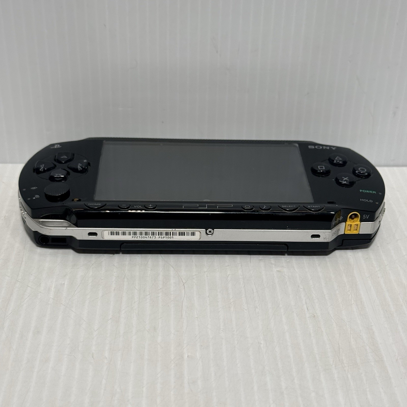 Sony PSP-1001 Black Console With Charger And 32 MB Sony Storage Memory Card