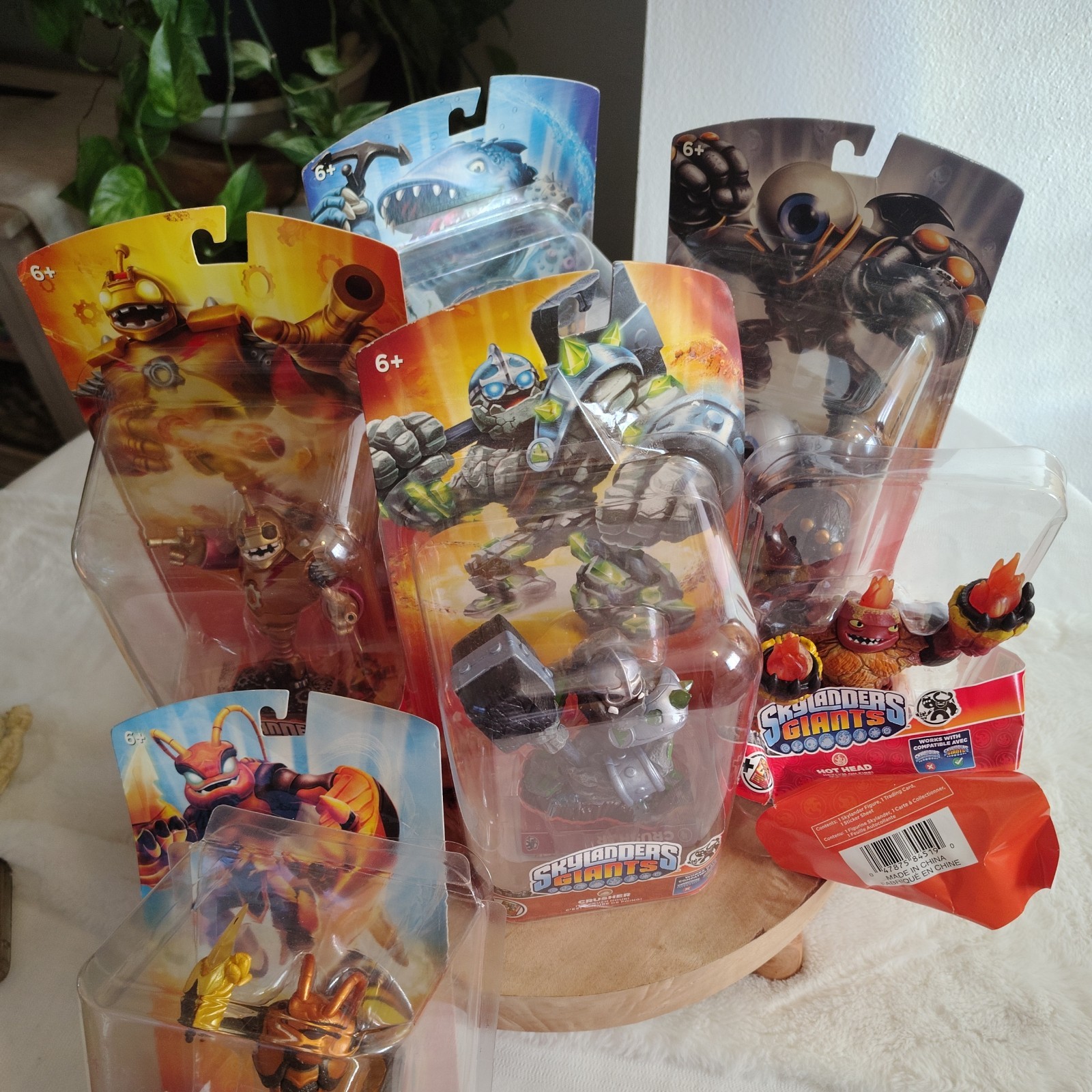 2012 Skylanders Giants Eye-Brawl, Thumpback, Bouncer, Crusher, Hot Head, Swarm