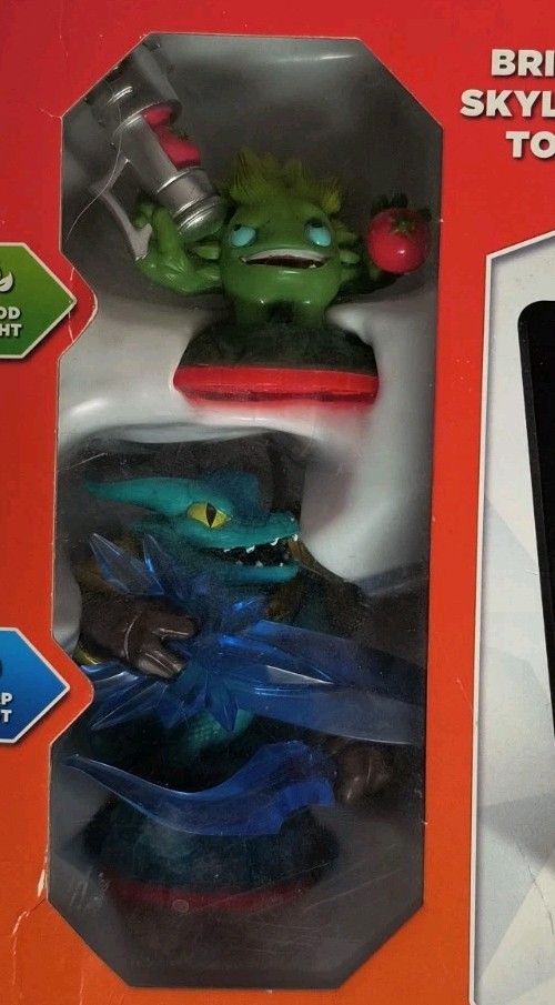Skylanders Trap Team Tablet Starter Pack – Works with iOS/Android/Fire OS New