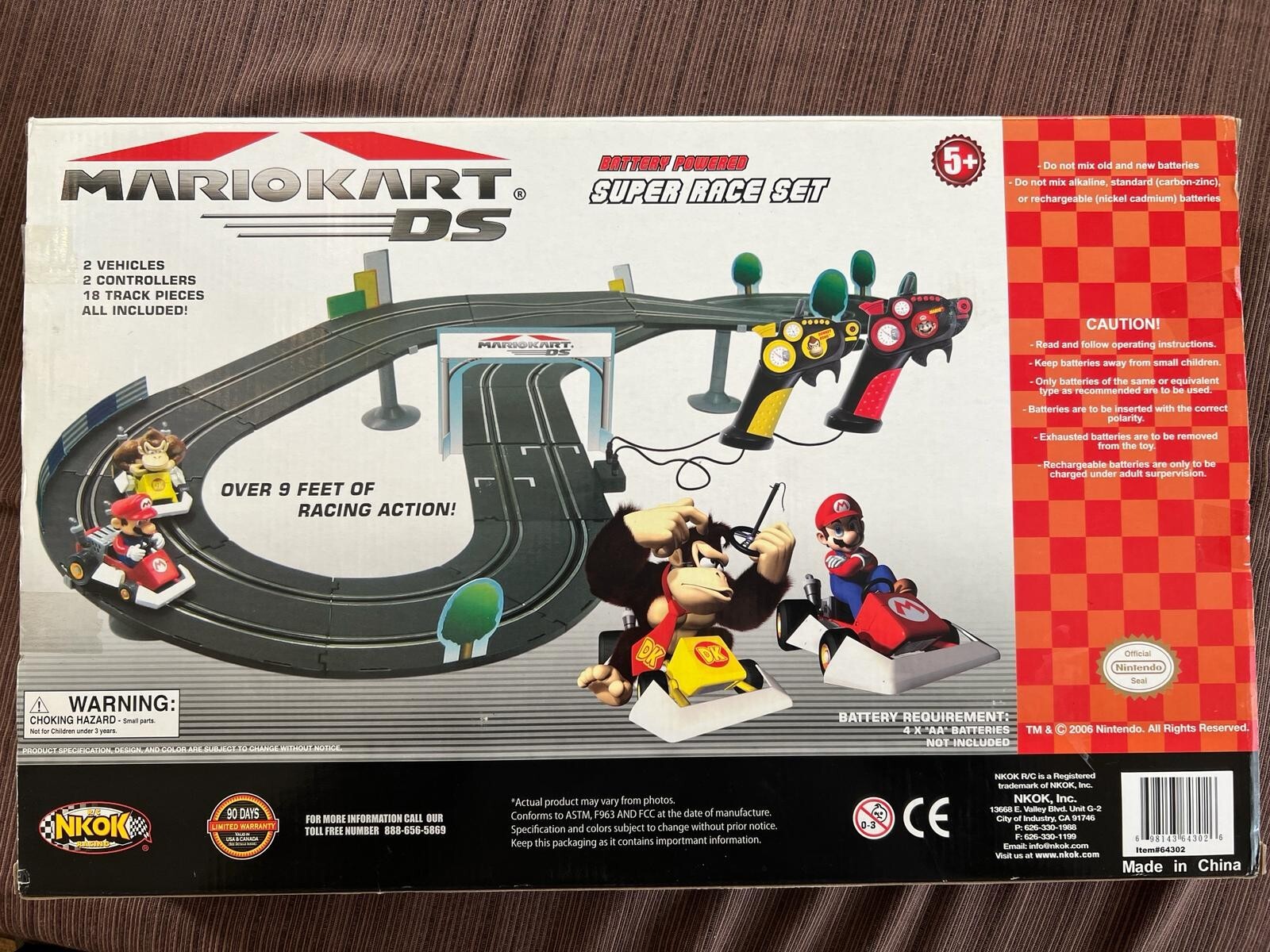 NKOK Super Mario Kart DS Super Race track Set Donkey Kong Battery Powered NEW