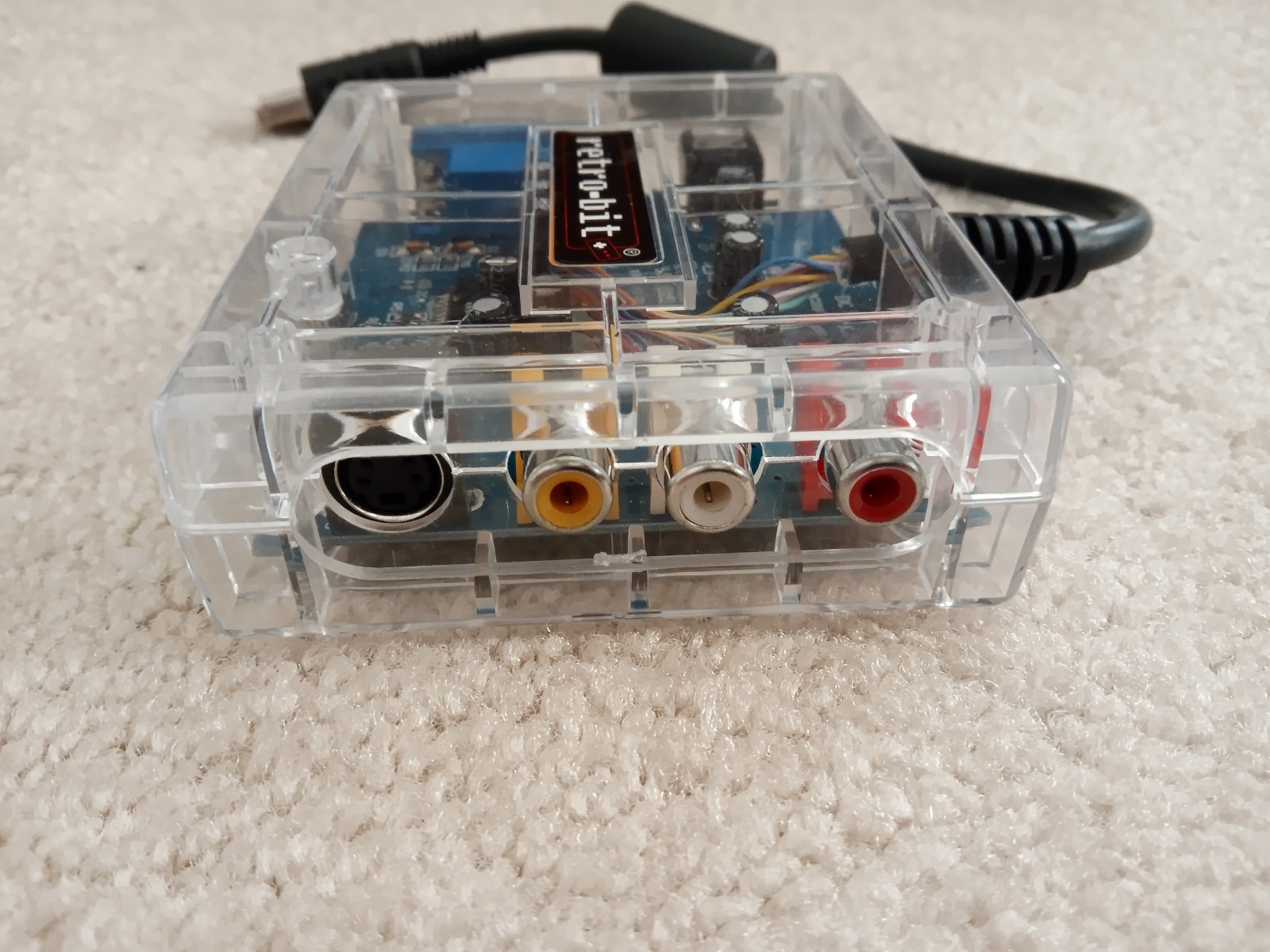 Retro-bit Dreamcast VGA Box w/S-video