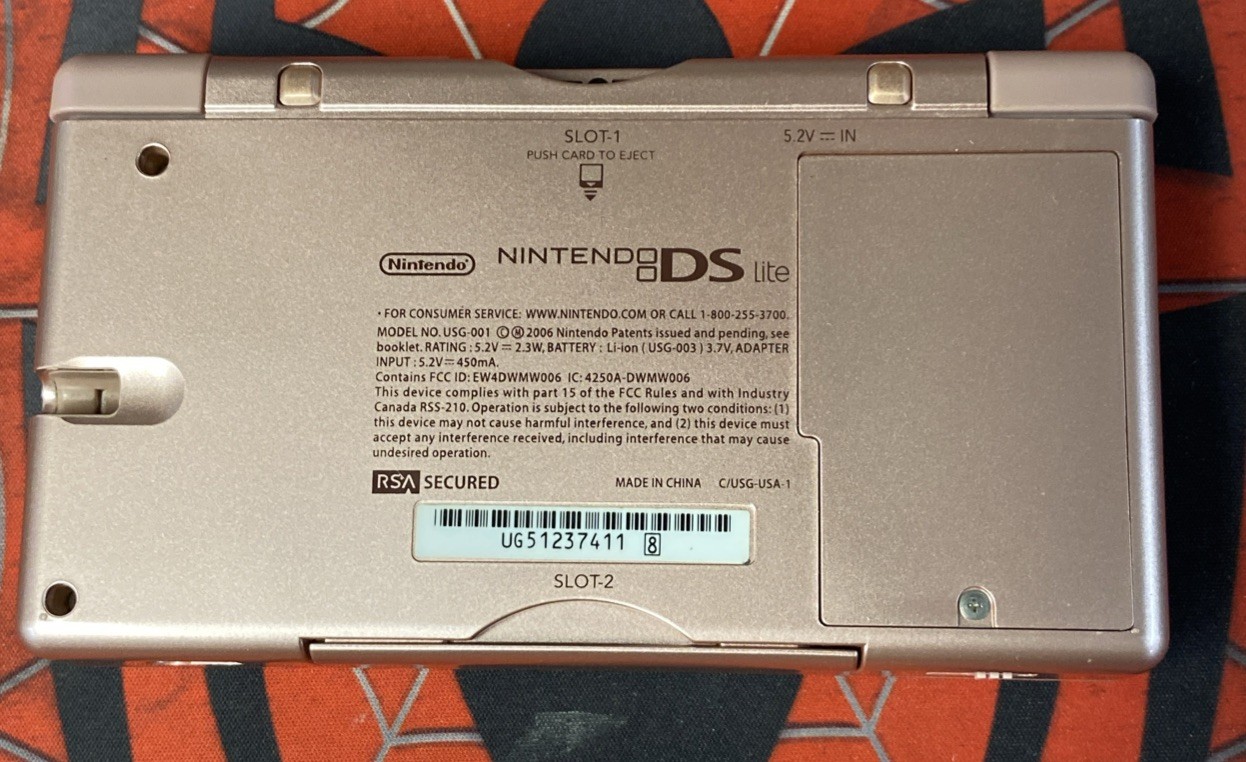 Nintendo DS Lite USG-001 – Metallic Pink *Very Nice*