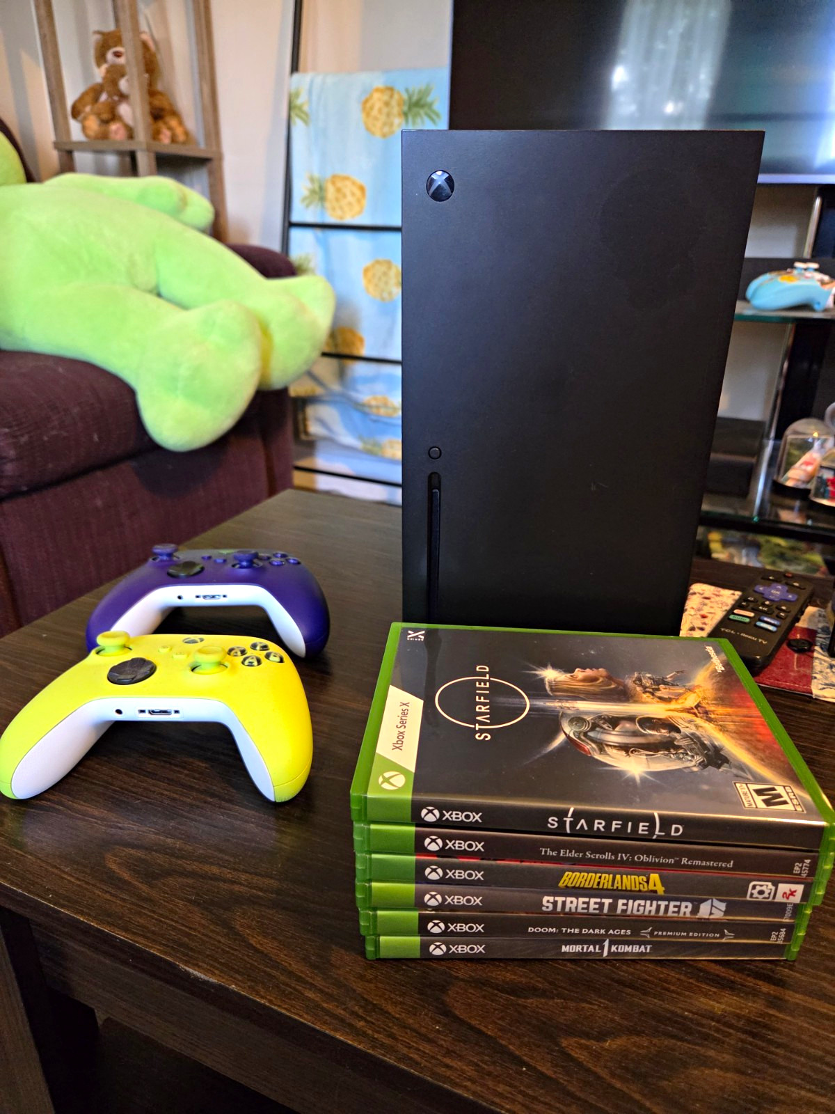 Microsoft Xbox Series X Console Bundle w/ 2 Controllers & 6 Games& 1TB Card