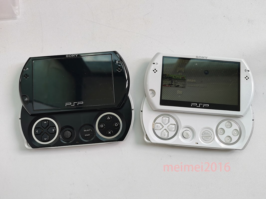 Sony PSP GO PlayStation Portable Go Console With Cable Full Working