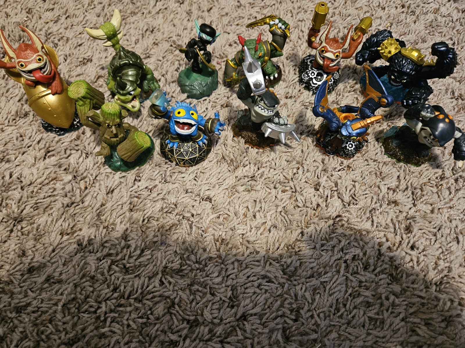 Activision Skylanders Mixed Series – Lot of 11 Figures