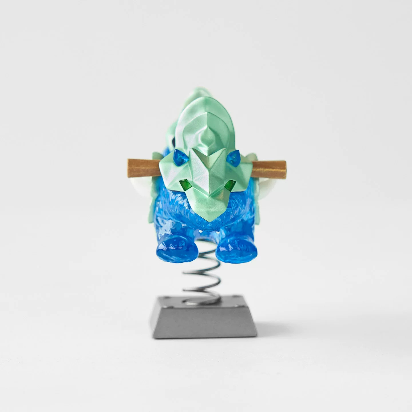 Blizzard World of Warcraft Shaking Tiger Resin Bobblehead Figure Car Ornament
