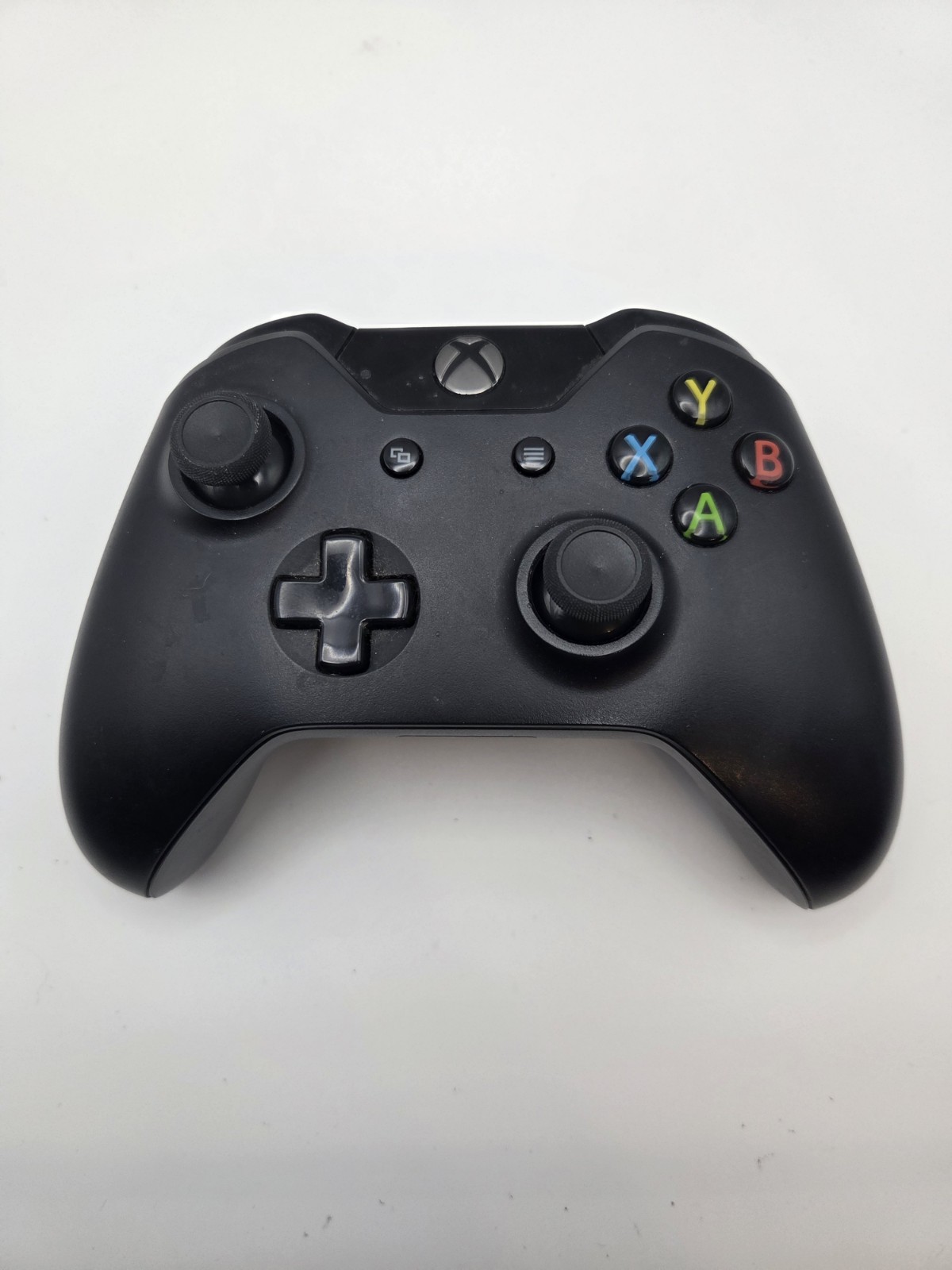 Black Xbox One 1537 Controller – Tested – No Drift – Grey OEM Battery Cover