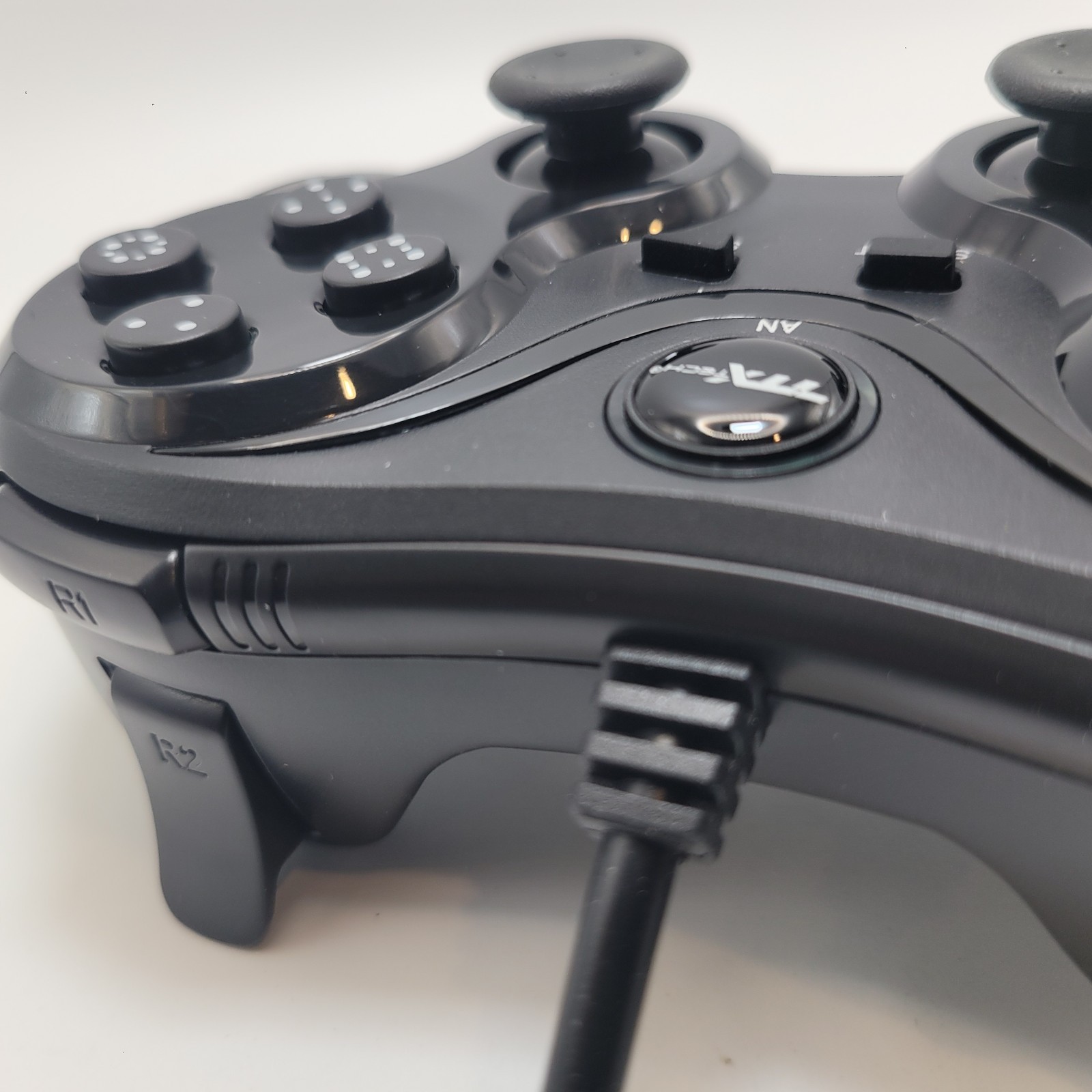 PS One / Playstation 2 / PS1 Analog Wired Controller (PSX/PS2) – Slate Black