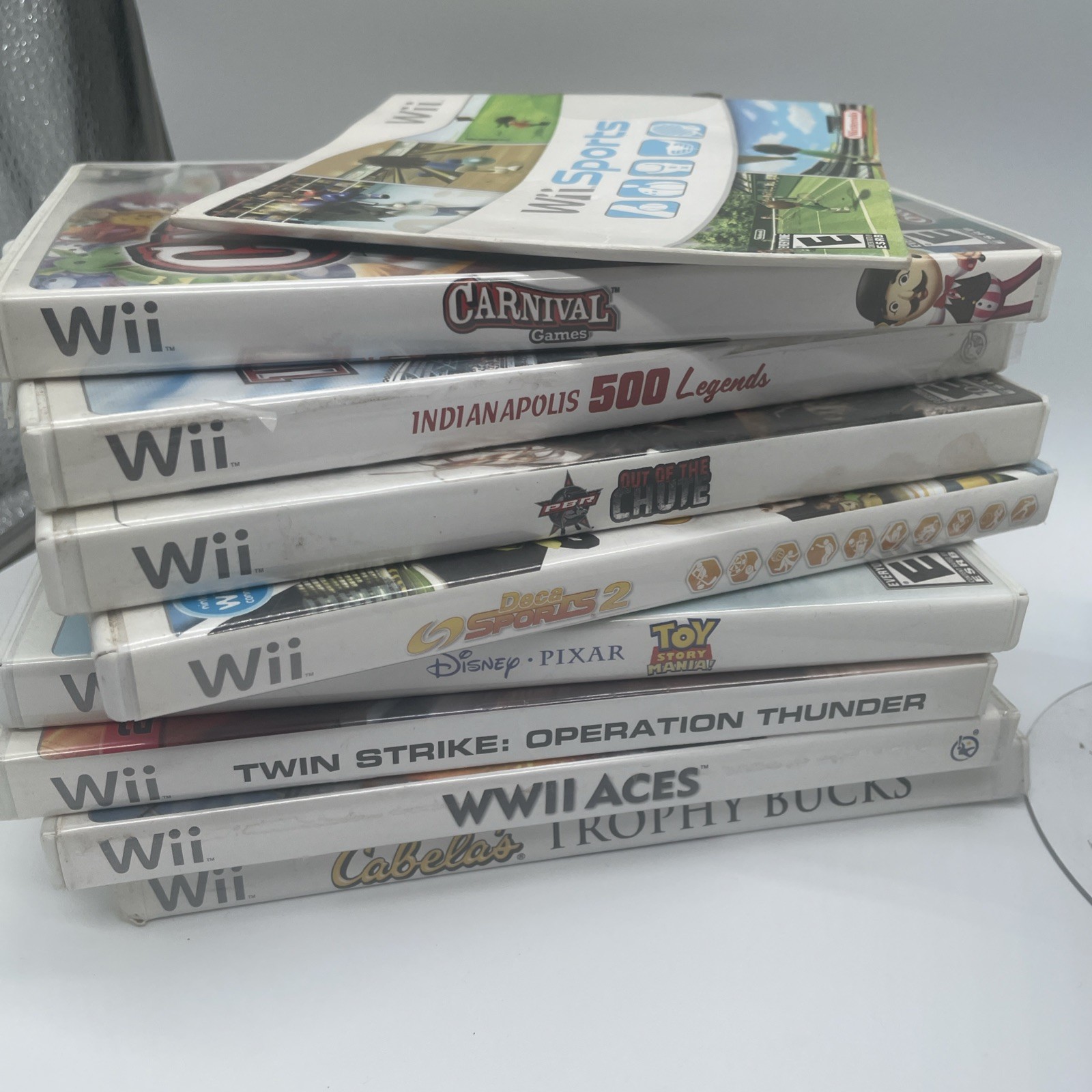 Wii Bundle 2 Controllers And Nunchucks – Includes Wii Sports Tested And Working!