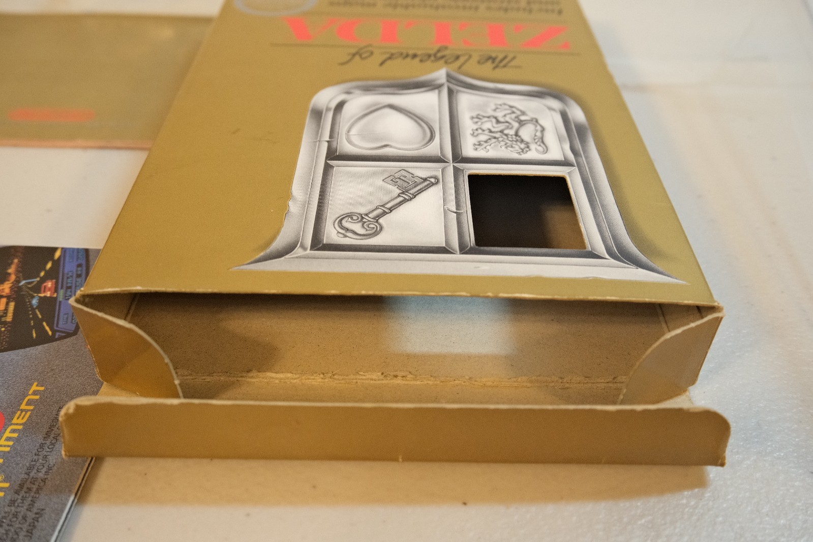 The Legend of Zelda (Nintendo NES, 1987) Complete with Inserts & Poster