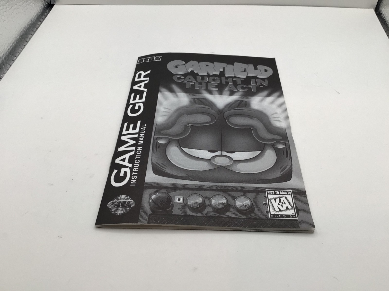 Garfield Caught in the Act Sega Game Gear Complete W/ HTF Comic Manual CIB Wear