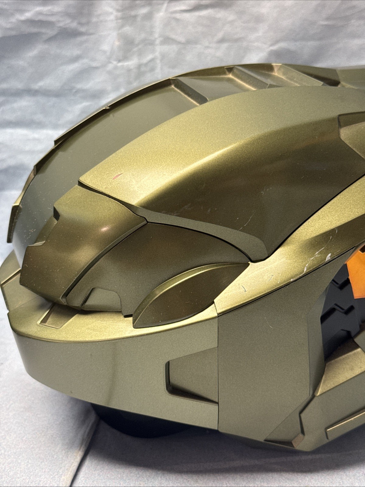 HALO 3 LEGENDARY EDITION MASTER CHIEF HELMET WITH BASE STAND AND GAME NO BOX
