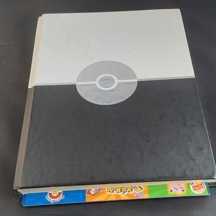 Pokemon Black and White Strategy Guide Collector’s Edition Official Guidebook