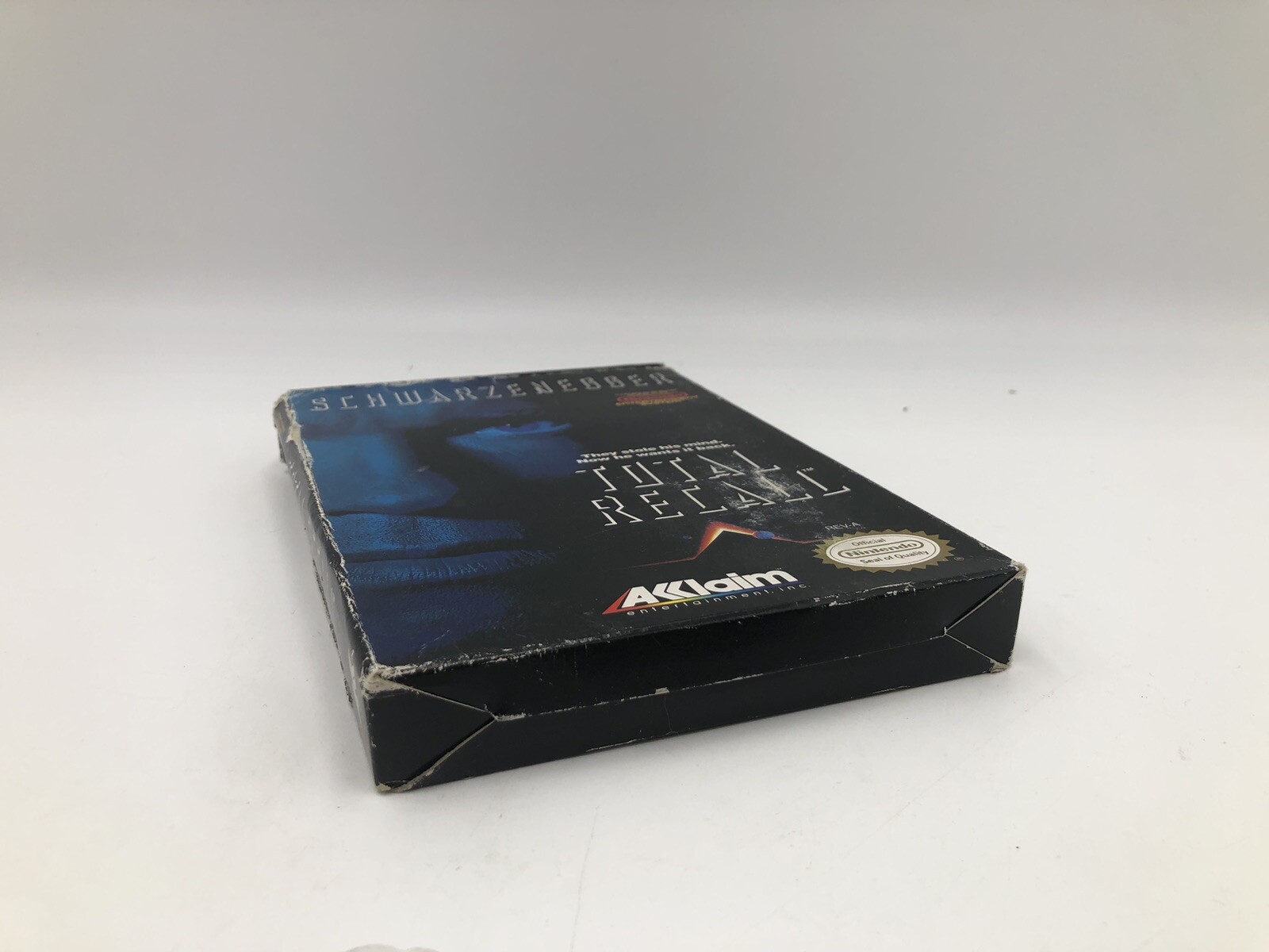 NES – Total Recall – 1990 – Acclaim – In Box