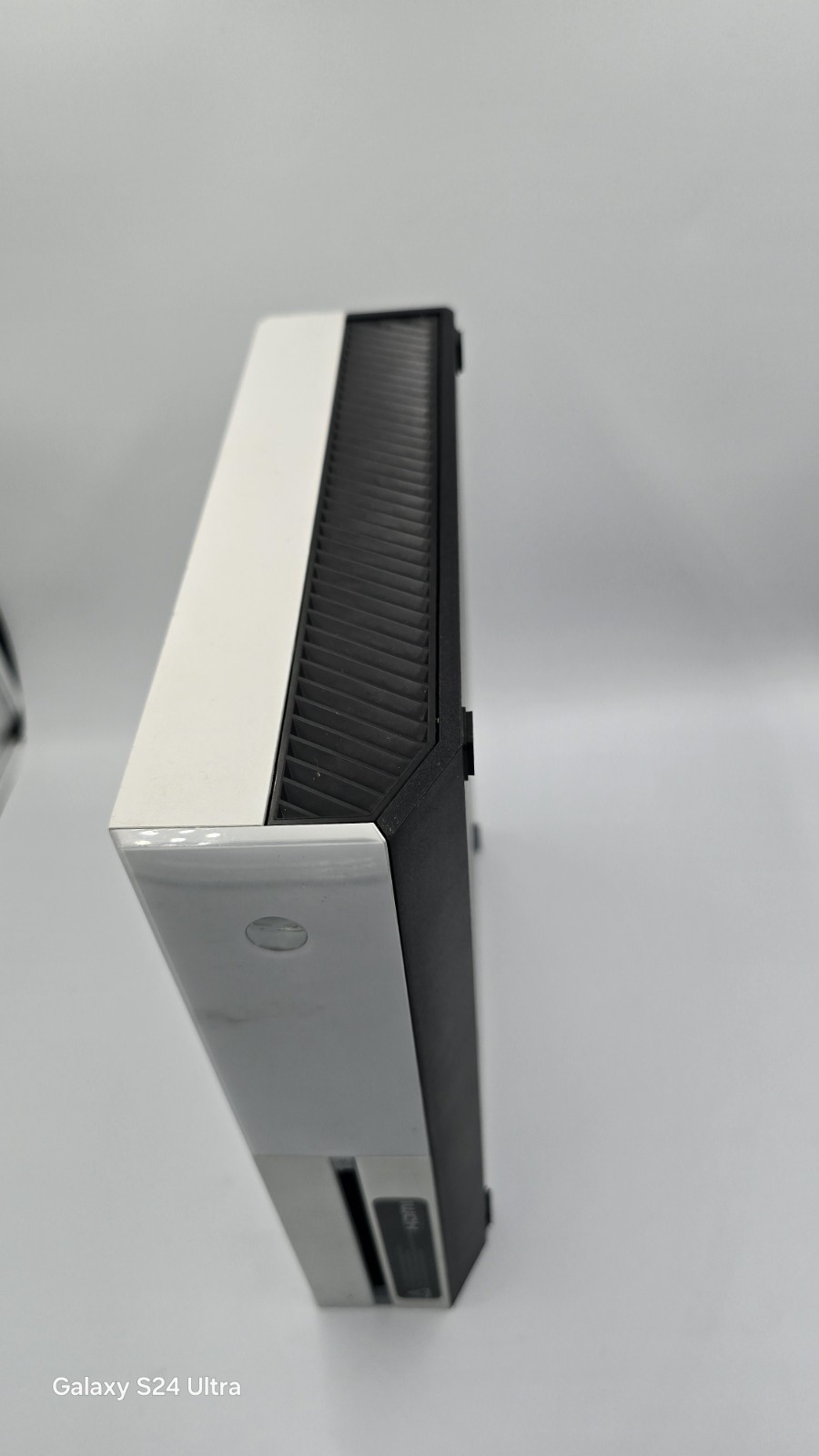 Xbox One 1540 Home Console Blu-Ray Compatible White/black (2015) Microsoft