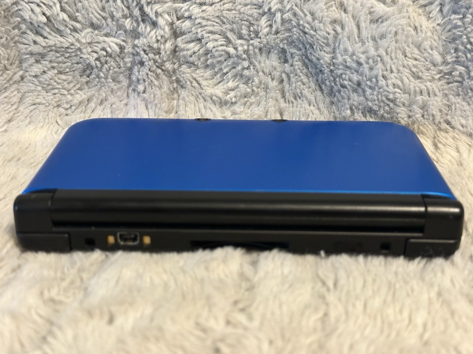 Nintendo 3DS XL Handheld System Blue/Black 4GB NTSC-U/C Wi-Fi SPR-001
