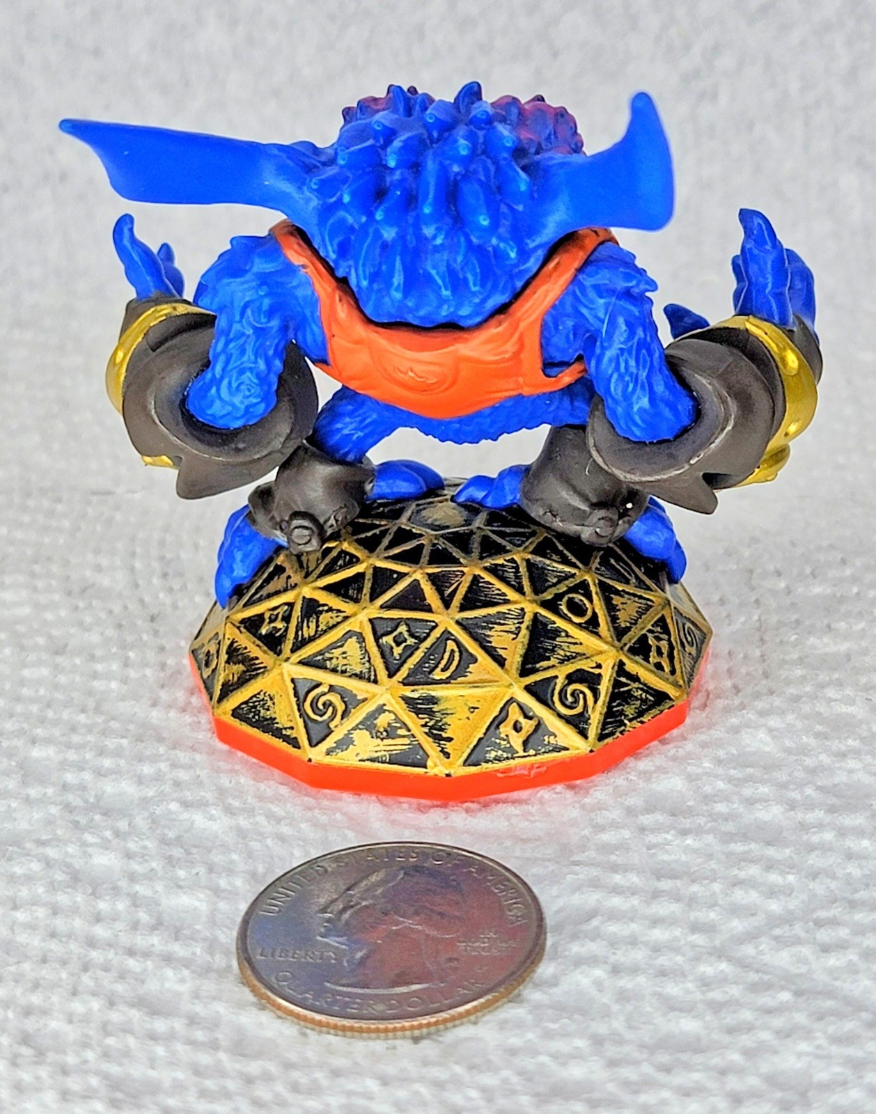 Skylanders Trap Team: Fizzy Frenzy Pop Fizz Character Red Base