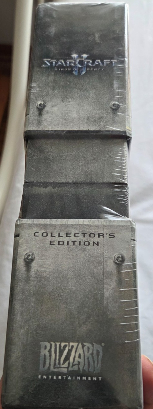 STARCRAFT 2 WINGS OF LIBERTY COLLECTOR’S EDITION – NEW IN BOX – FACTORY SEALED