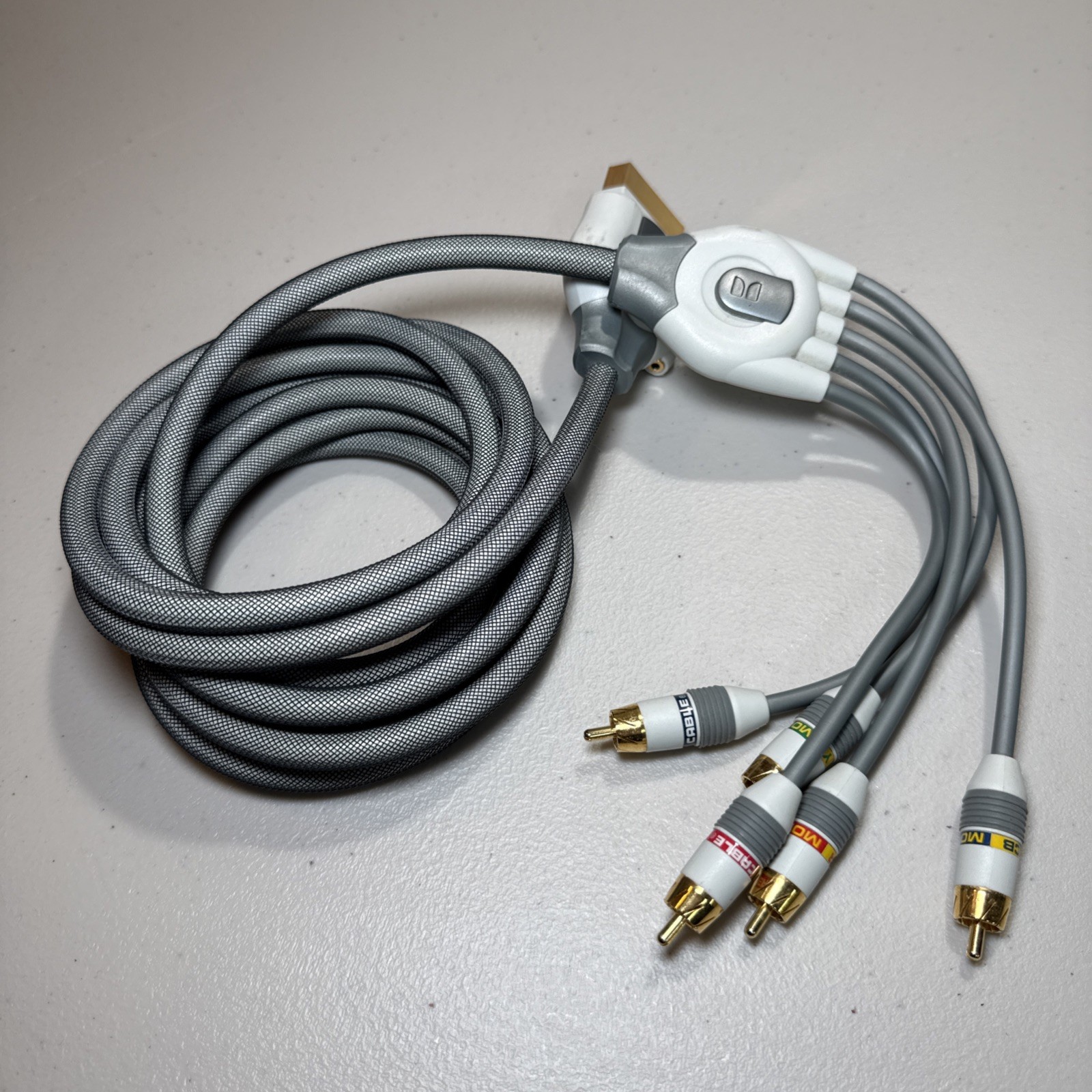 MONSTER Cable HD AV 10Ft for Xbox 360 with 10Ft Fiber Optic Cable, EUC
