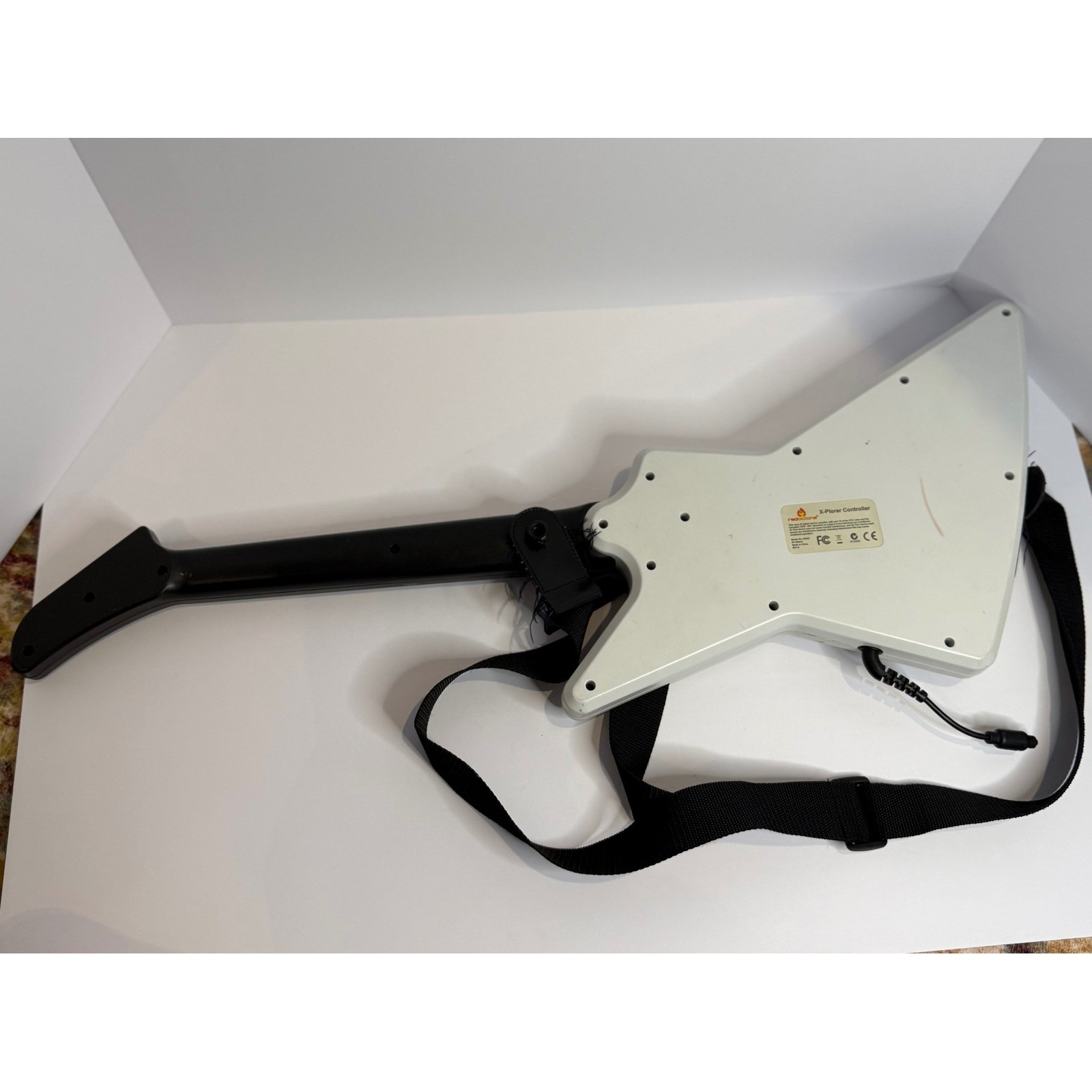 RedOctane Xbox 360 Guitar Hero X-Plorer Wired Controller Eyeball Skin 95065
