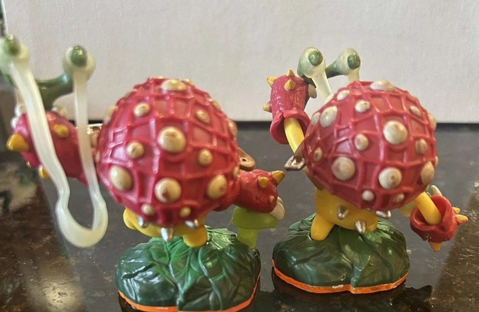 Skylanders LIFE ELEMENT Lot of 5 Nitro Stealth Stinger, LightCore Shroomboom Elf