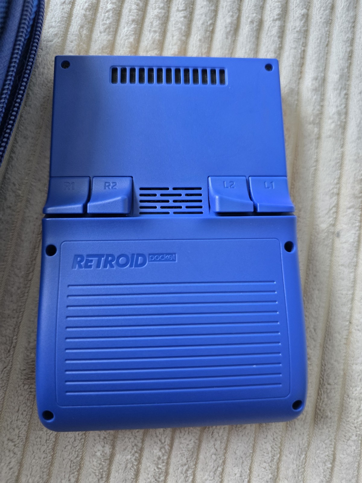 Retroid Pocket Classic PKM Yellow 6gb/128gb Oled Screen
