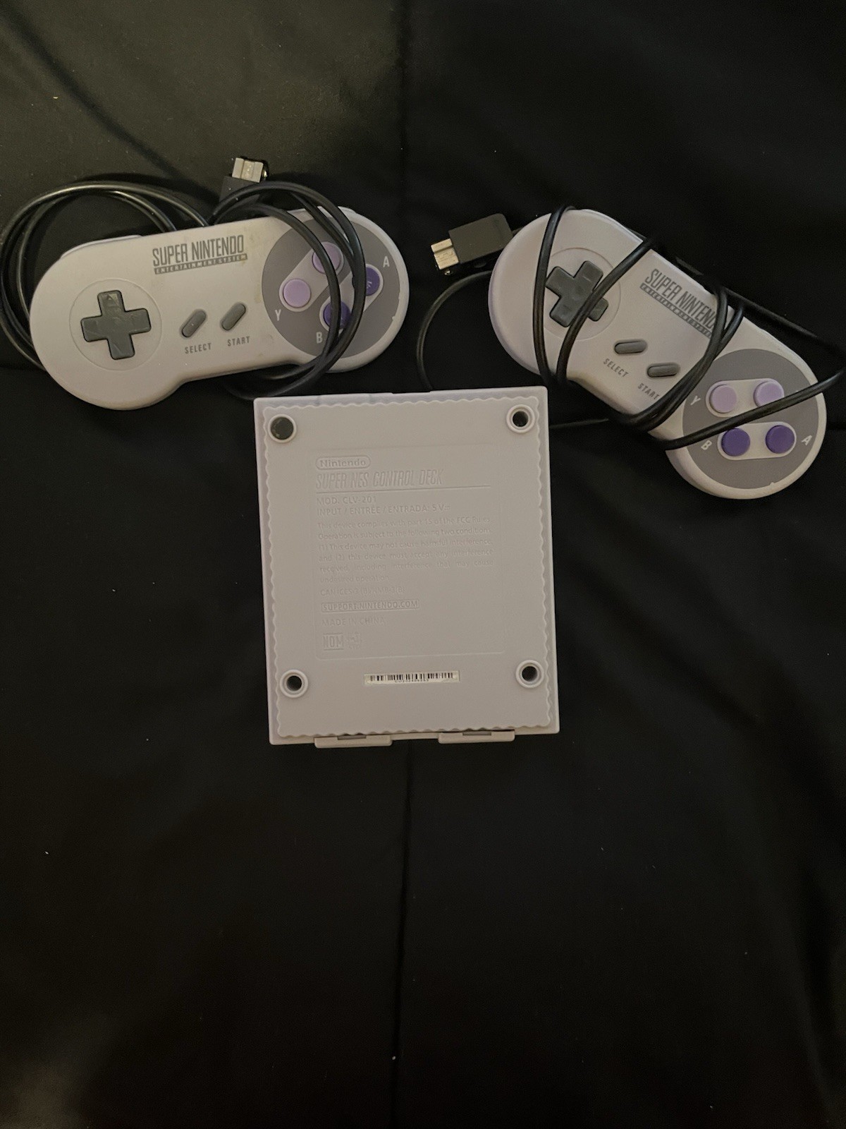 Nintendo Super NES Control Deck CLV-201 Console – 2 Controllers