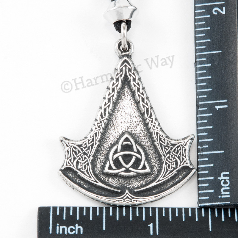 ASSASSIN’S creed Pendant Necklace Insignia Amulet shield Celtic amulet