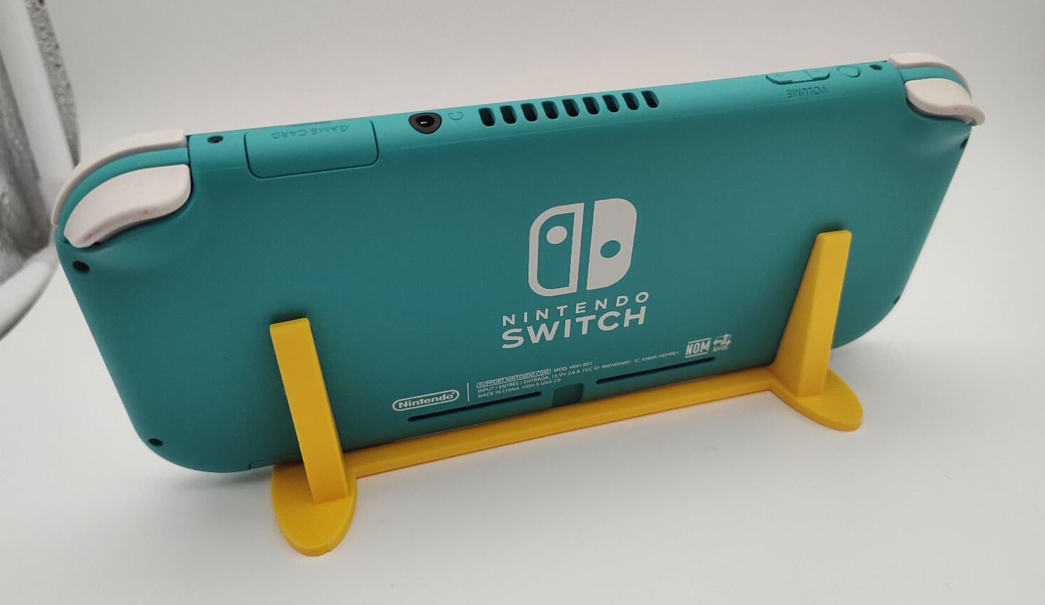 NINTENDO SWITCH LOW PROFILE DISPLAY STAND – CHOOSE COLOR