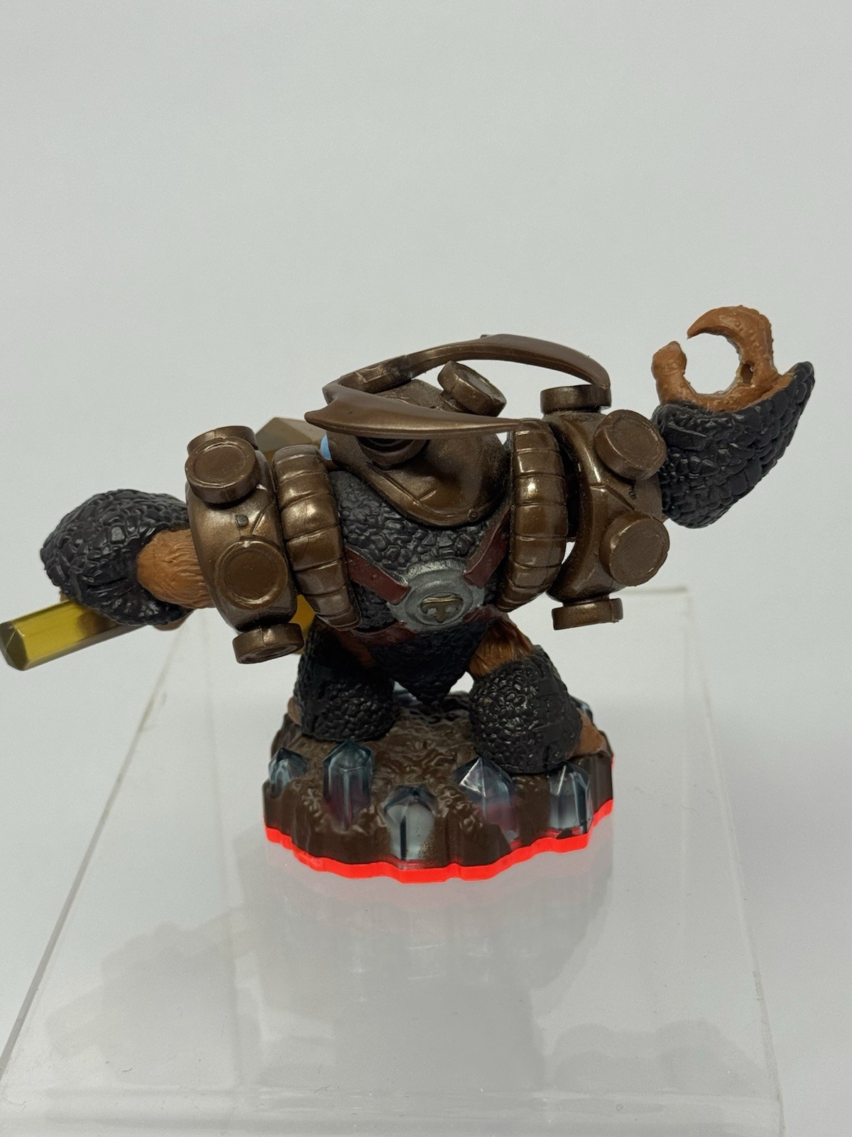 Skylanders Trap Team Master Wallop Figure Missing Hammer