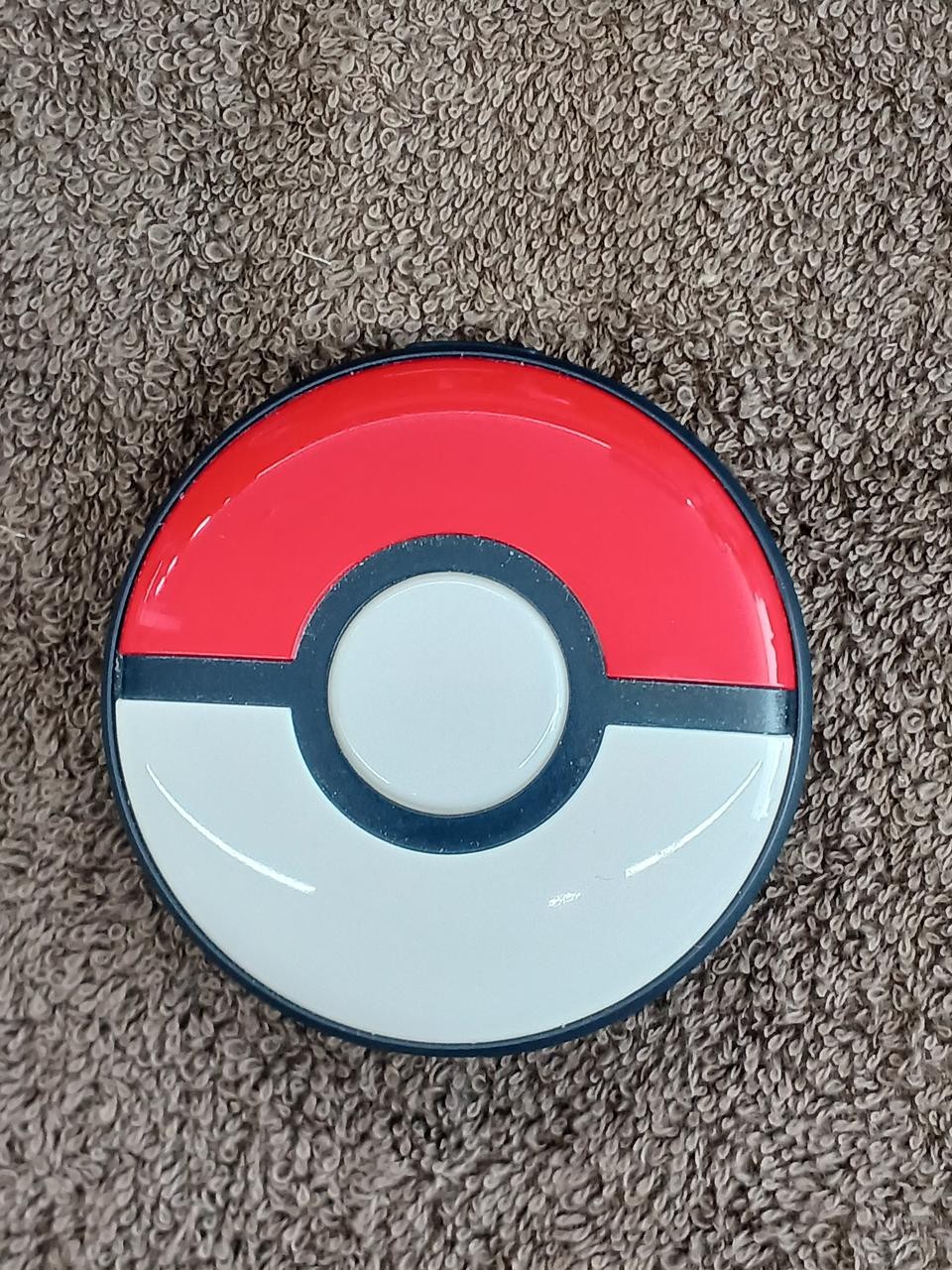 NINTENDO PMC−004 POKEMON GO PLUS Pokemon Poke Ball Metal Badge Collection