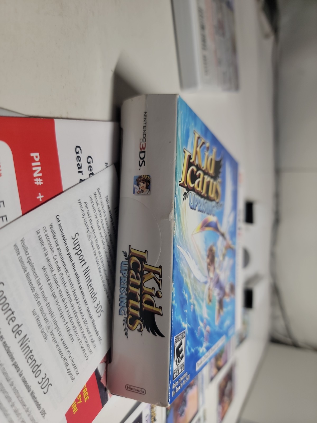 Kid Icarus Uprising Nintendo 3DS 2012 CASE & MANUAL, Box – No Game or AR Cards