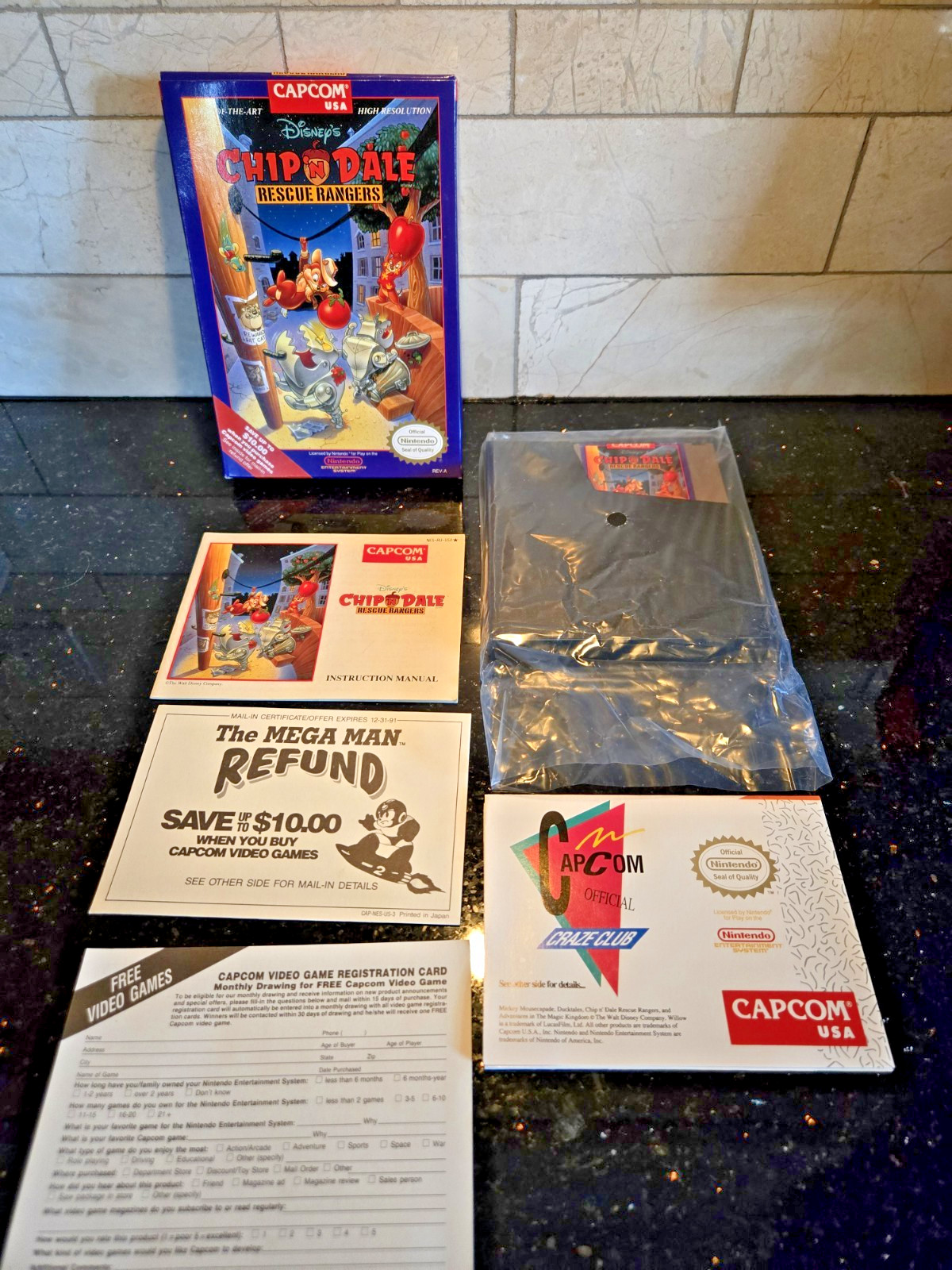 Chip ‘N Dale: Rescue Rangers complete in box Nintendo NEW OVAL SEAL #1