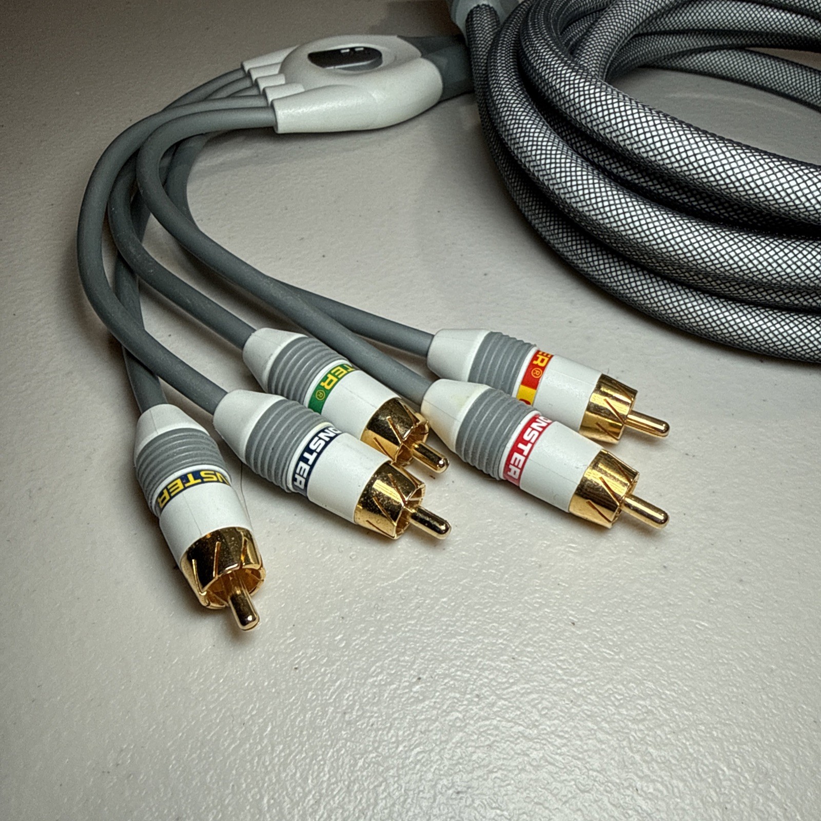 MONSTER Cable HD AV 10Ft for Xbox 360 with 10Ft Fiber Optic Cable, EUC