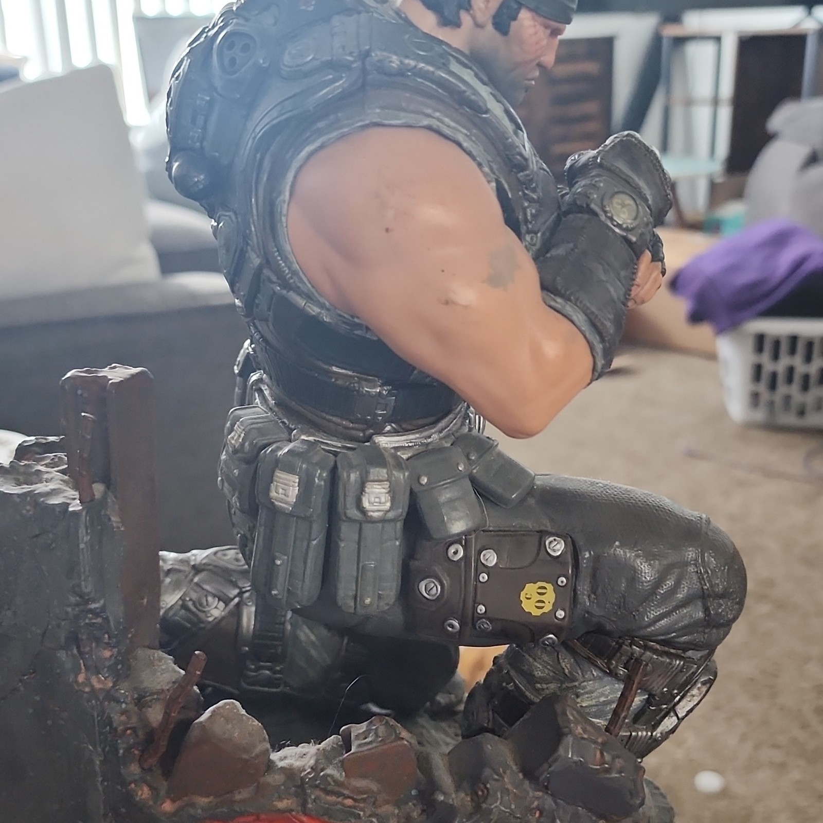 Marcus Fenix Gears of War Painted Statue Figurine w/ Base Included