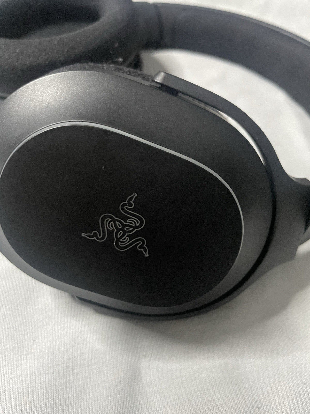 Razer Barracuda X Chroma RGB Wireless Gaming Headset Bluetooth Multi-Platform