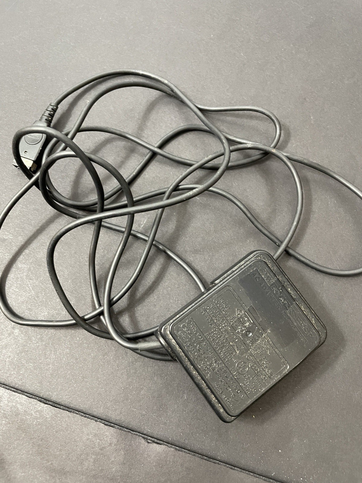 Nintendo Game Boy Advance SP Black AC Adapter AGS-002(JPN/USA) Wall Charger