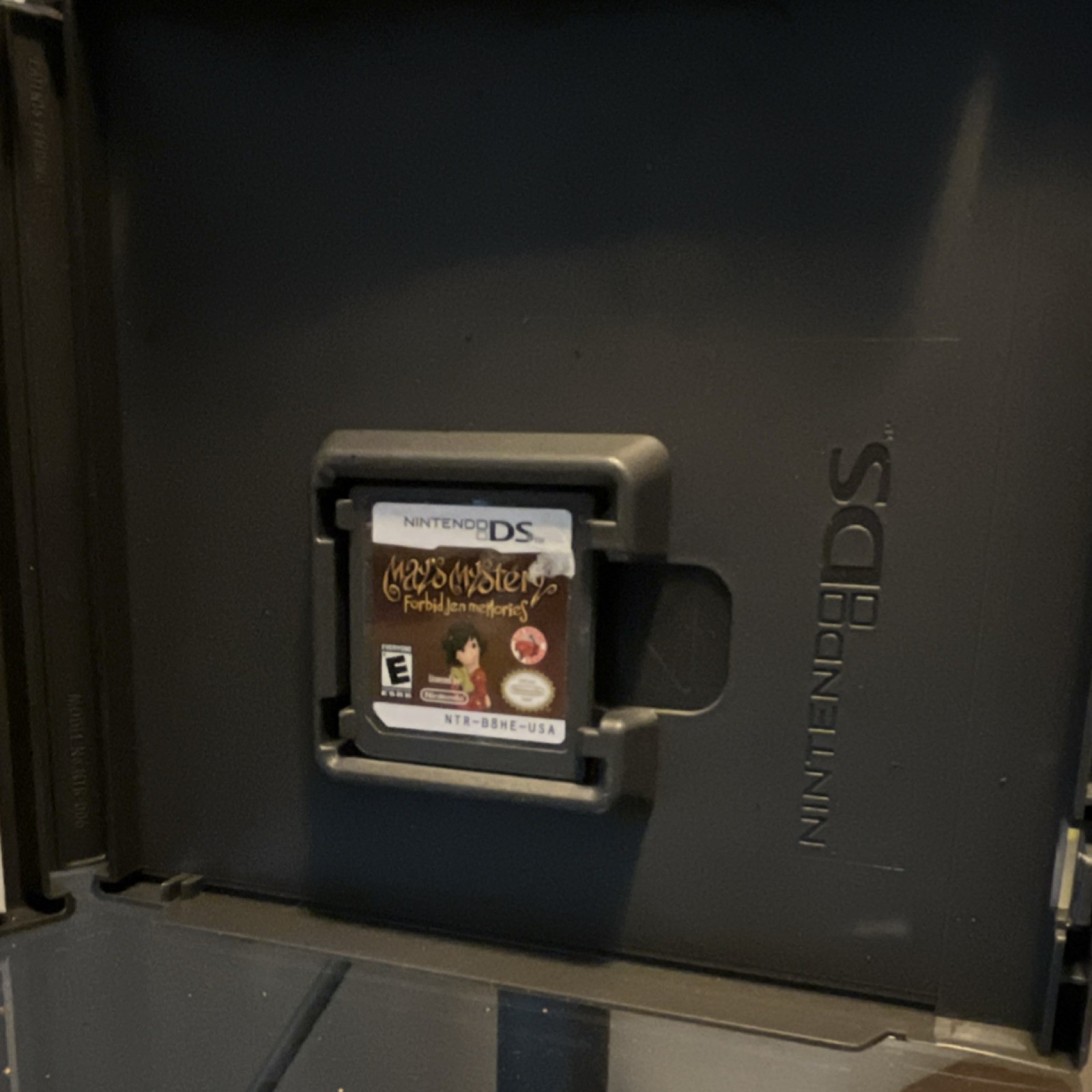 May’s Mystery: Forbidden Memories Nintendo DS 2011 Manual included (complete)