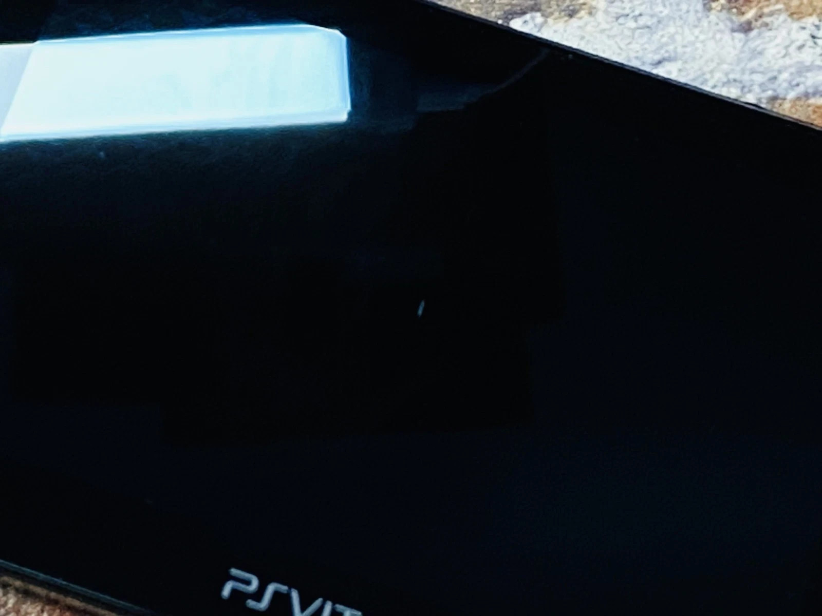 PS Vita Black PCH 2000 SONY PlayStation Japan 8GB Memory Charger No.3D