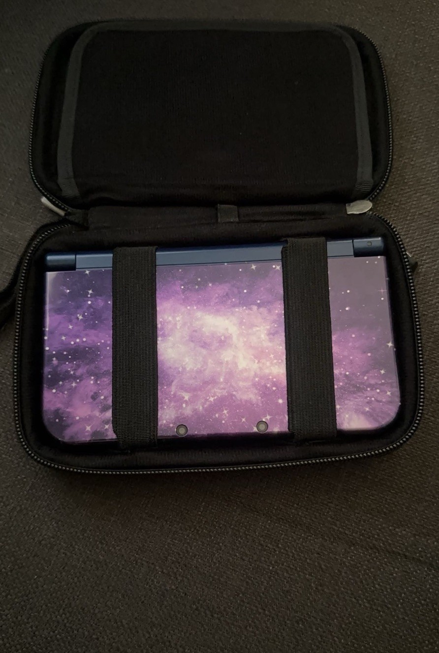 Nintendo 3DS XL Galaxy Edition Handheld System (Great Condition) (NO STYLUS)
